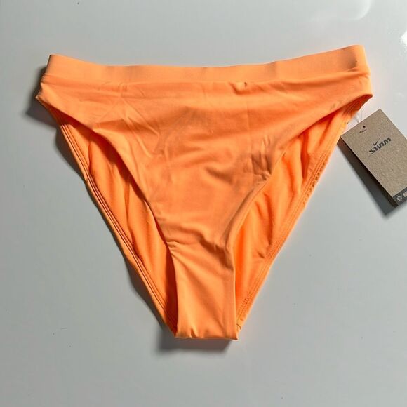 Nike Women’s High Waisted Cheeky Bikini Bottoms - Picture 2 of 8